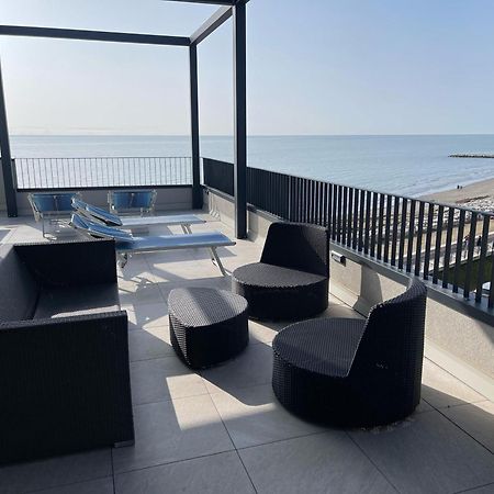 Nuovo Residence Serenissima Frontemare - Agenzia Cocal Caorle Zewnętrze zdjęcie